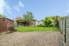 Lupin Road, LINCOLN