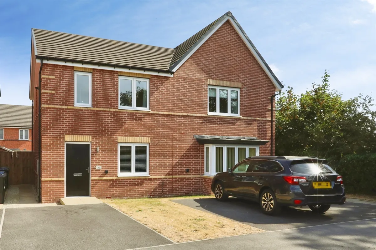 Shield Close, Hatfield, Doncaster