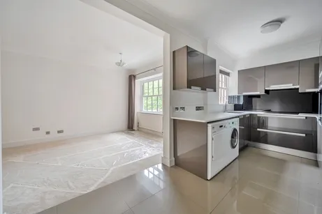 Bulstrode Court Gerrards Cross SL9