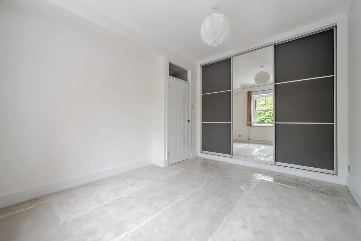Bulstrode Court Gerrards Cross SL9 photo 4