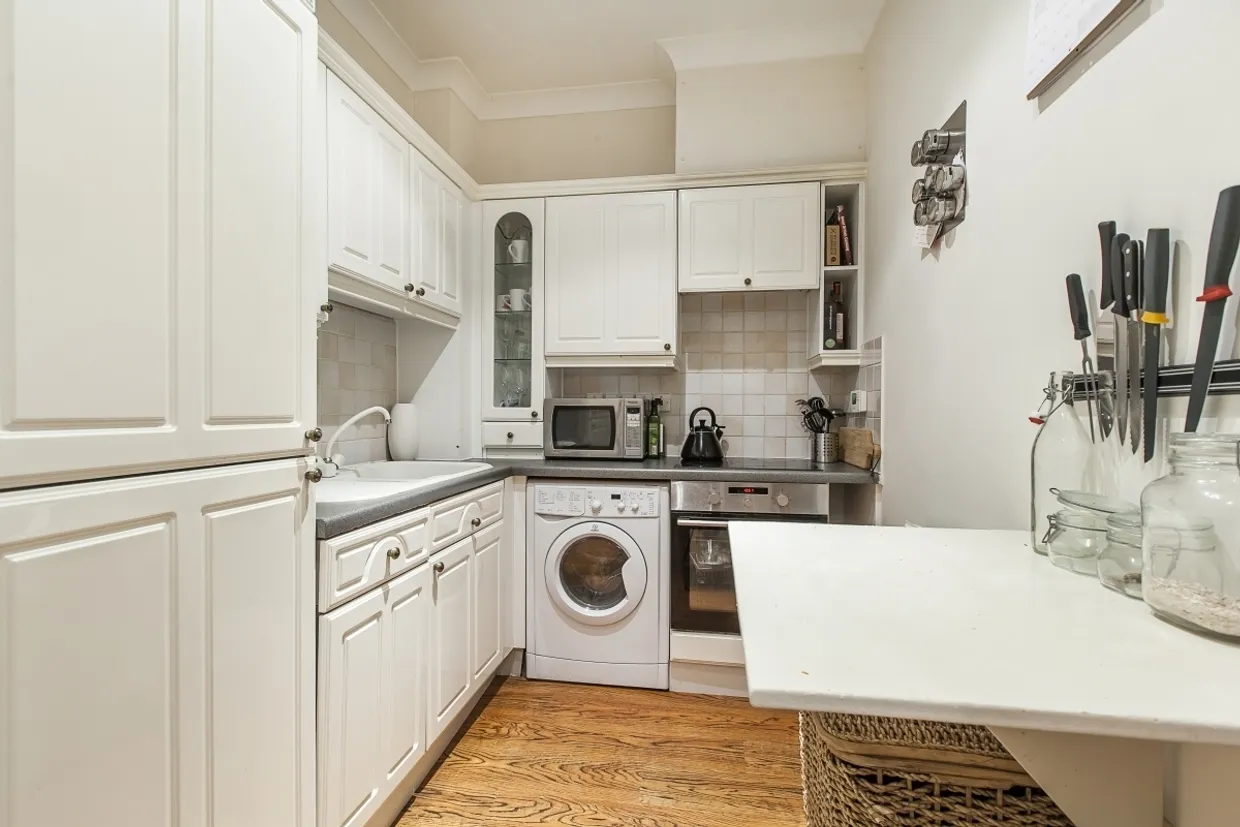 Hugh Street Pimlico SW1V photo 2