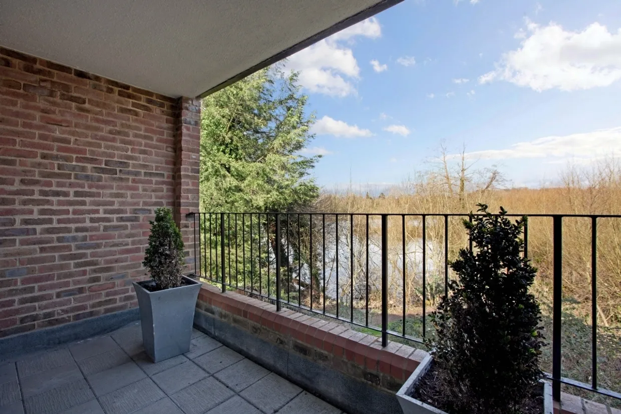 Salters Close Rickmansworth WD3 photo 4
