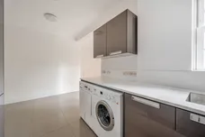 Bulstrode Court Gerrards Cross SL9 photo 13