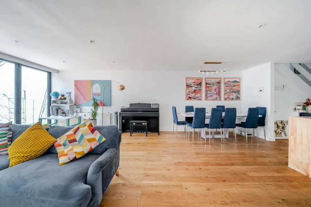 Tintern Close London SW15 photo 5