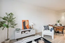 Elmsleigh Road Staines TW18 photo 5