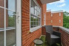 Bulstrode Court Gerrards Cross SL9 photo 15