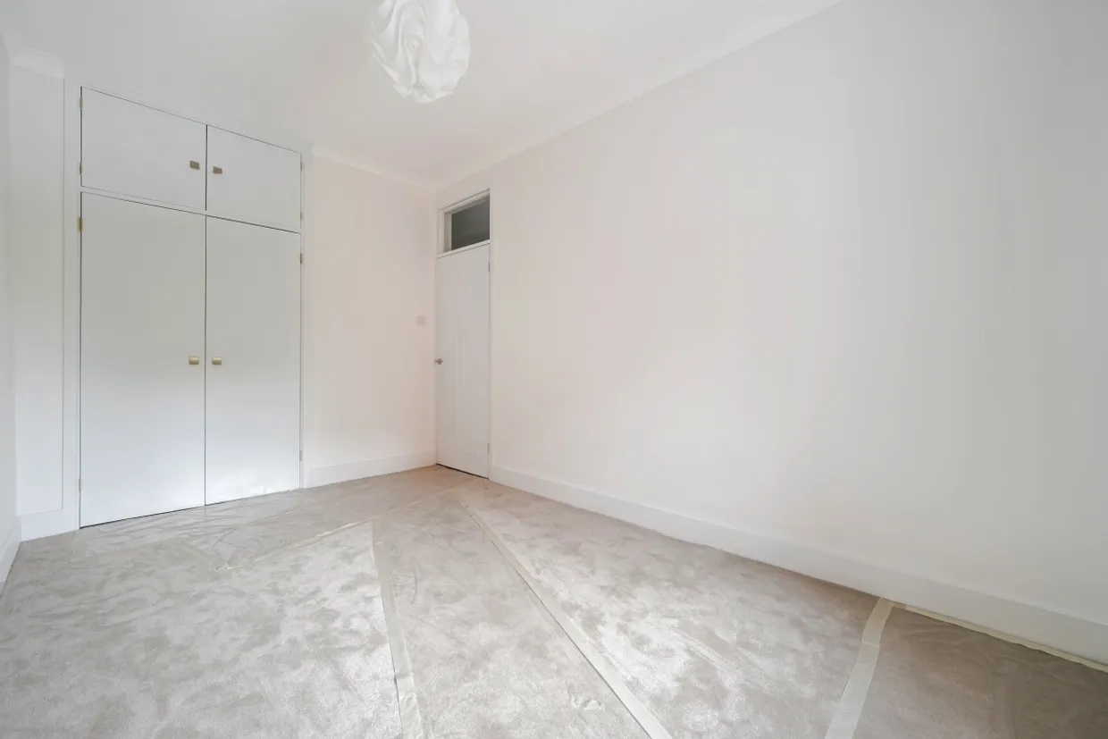 Bulstrode Court Gerrards Cross SL9 photo 16