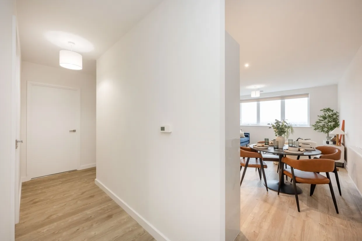 Elmsleigh Road Staines TW18 photo 8