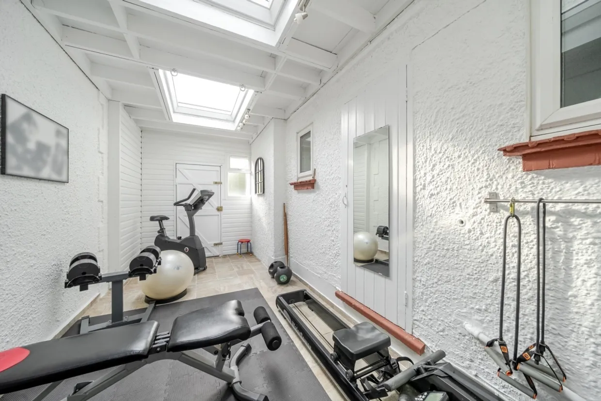 Highgate West Hill London N6 photo 9
