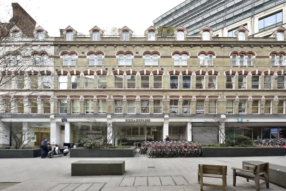 Poppins Court EC4A, EPC: B photo 14