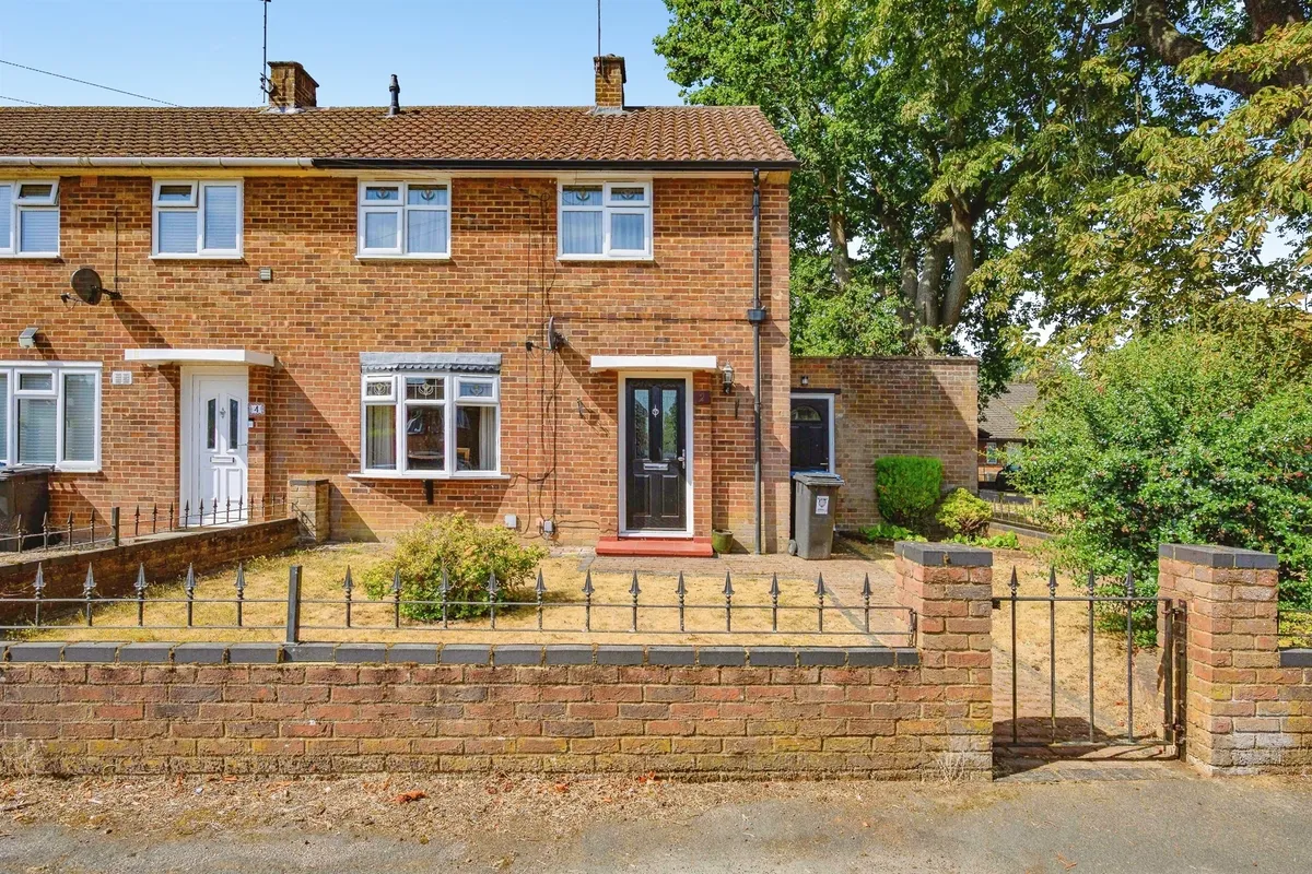 Everest Way, Hemel Hempstead
