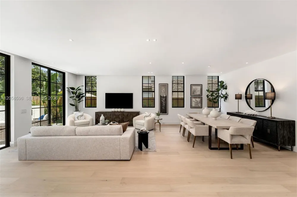 3352 Charles Ave, Miami, FL 33133