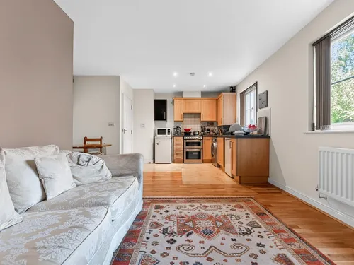 Blakes Road, Londonphoto