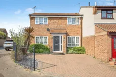 Siskin Close, Longridge, COLCHESTER