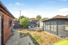 Siskin Close, Longridge, COLCHESTER