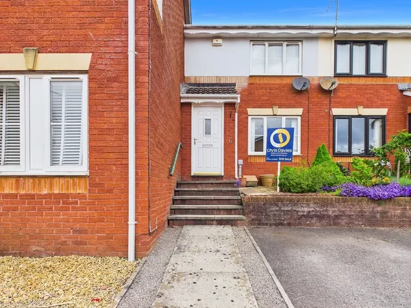 Trem Powys, Barry, CF63