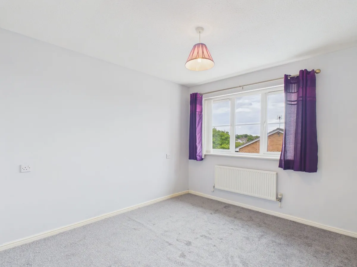 Trem Powys, Barry, CF63