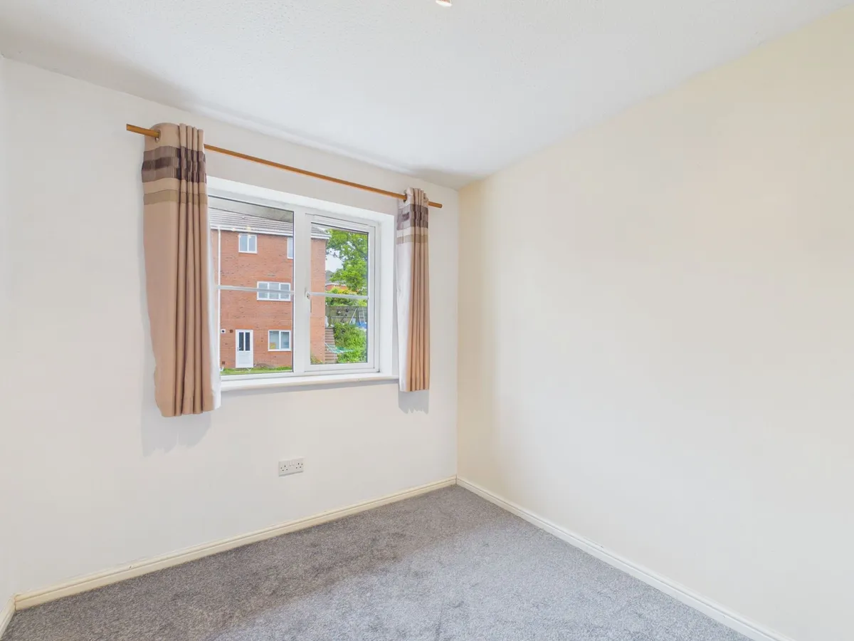Trem Powys, Barry, CF63