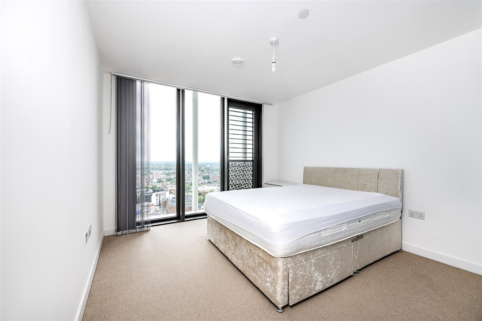 Stratosphere Tower ,London Image 3