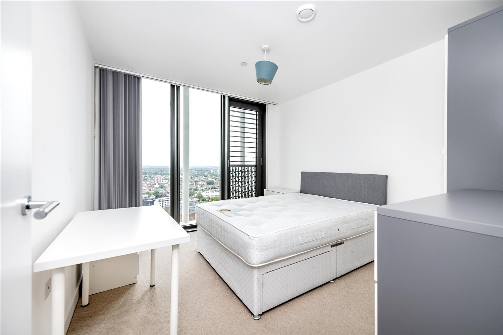 Stratosphere Tower ,London Image 6
