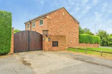 Doncaster Road, Crofton, Wakefield