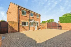 Doncaster Road, Crofton, Wakefield