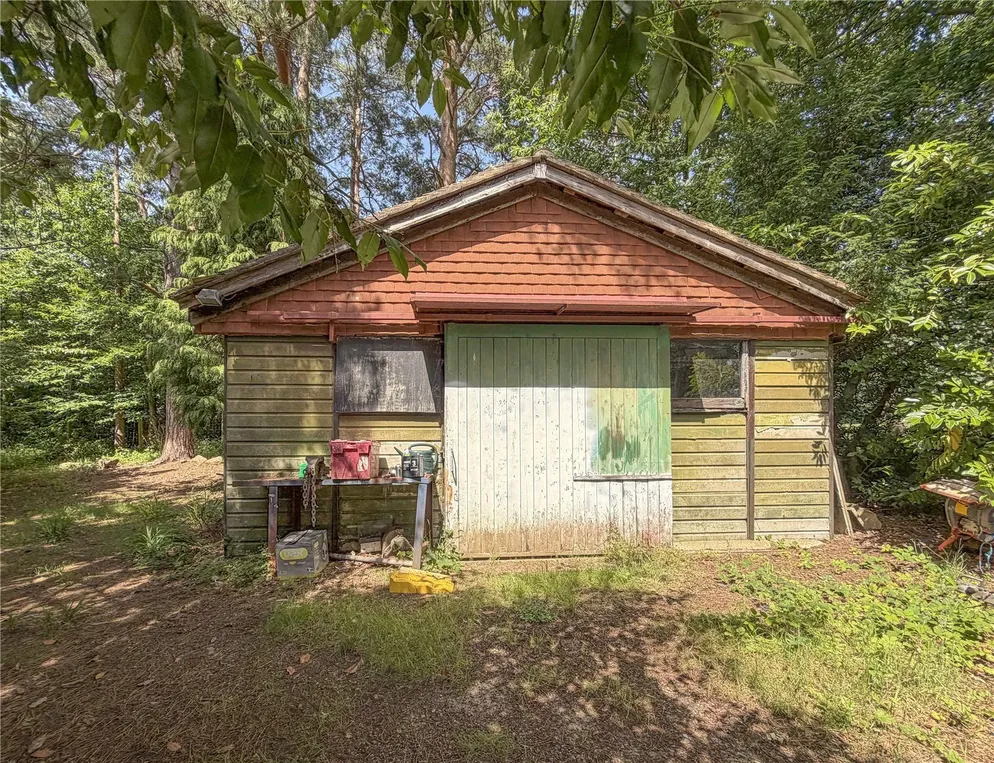 Property carousel item 17