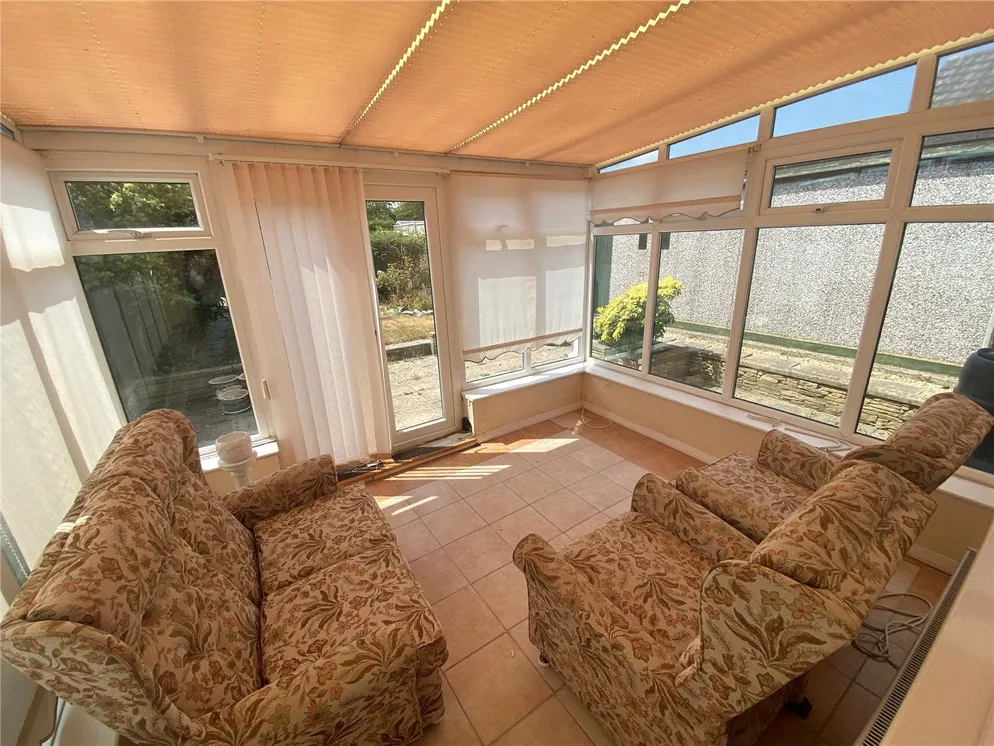 Property carousel item 11
