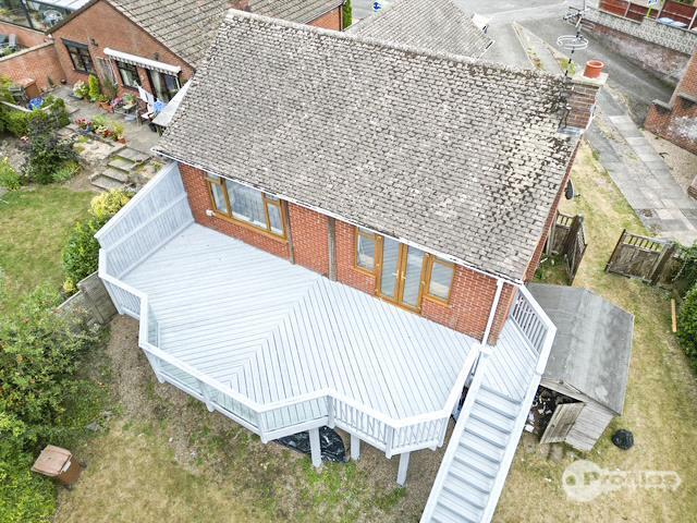 Denis Road, Burbage Image 4