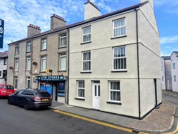 Thomas Street, Holyhead, Isle of Anglesey, LL65