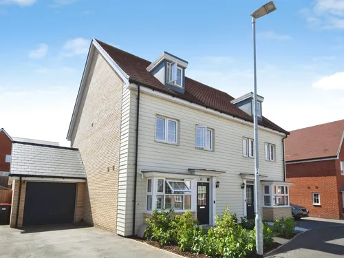 Townrow Avenue, Braintreephoto