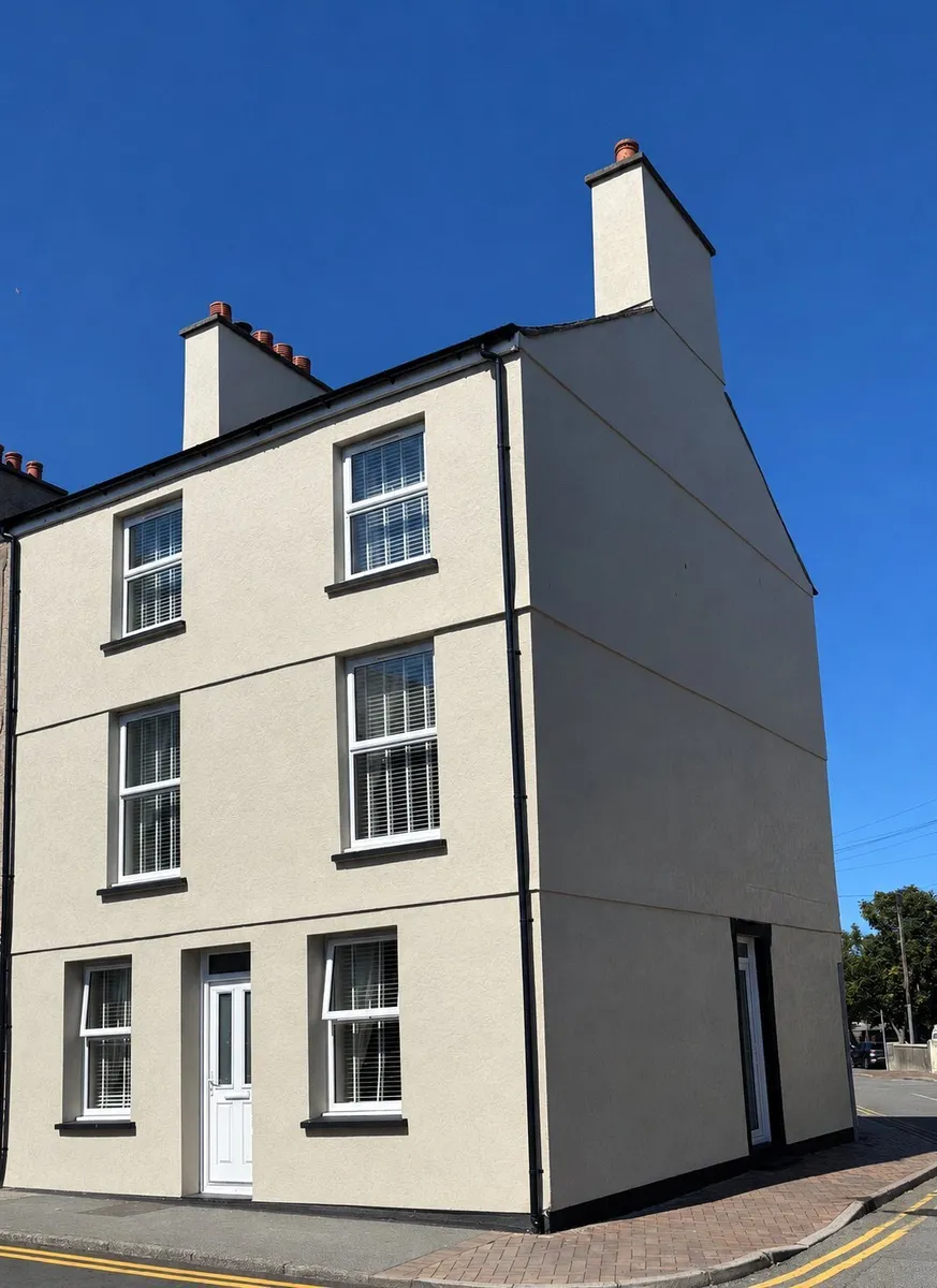 Thomas Street, Holyhead, Isle of Anglesey, LL65