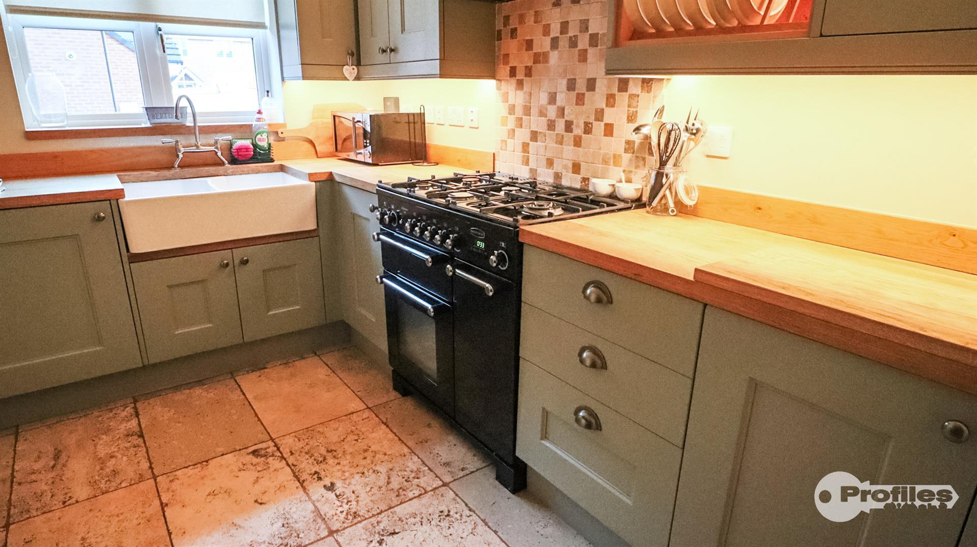 Wellington Close, Burbage Image 7