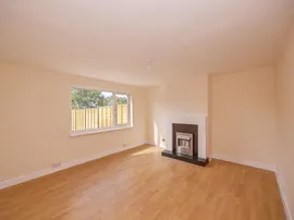 Bondfields Crescent, Havant thumb 2
