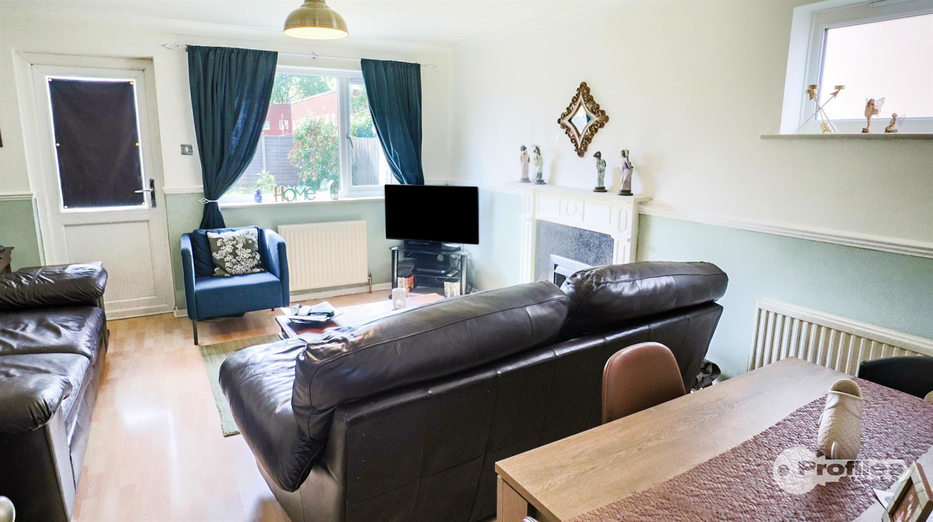 Dove Close, Hinckley Image 2