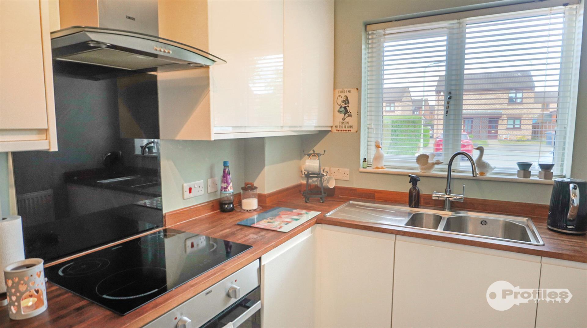 Dove Close, Hinckley Image 3