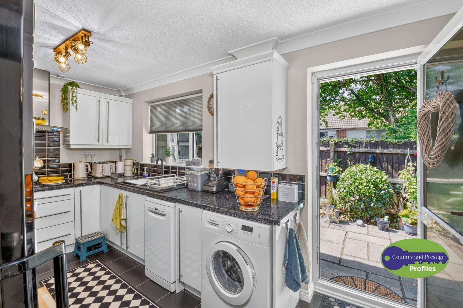 Kestrel Close, Burbage, Hinckley Image 9