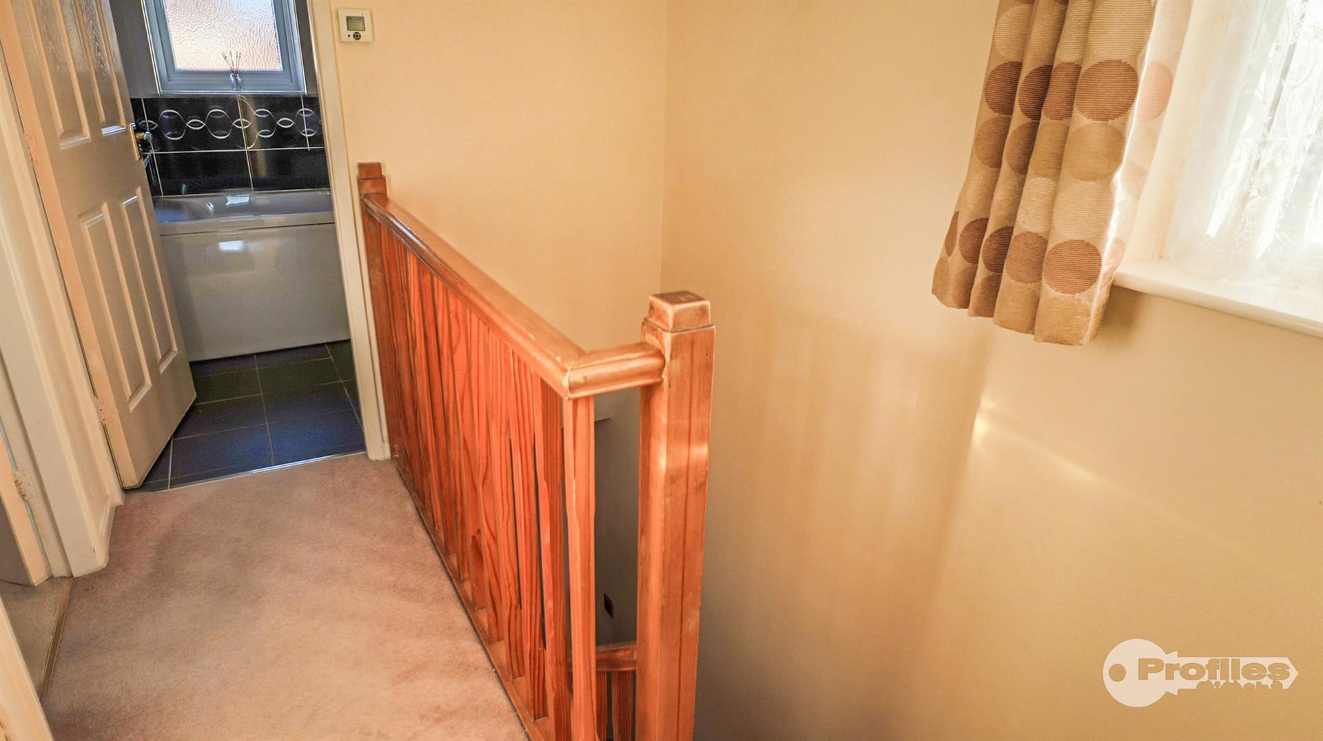 Freswick Close, Hinckley Image 8