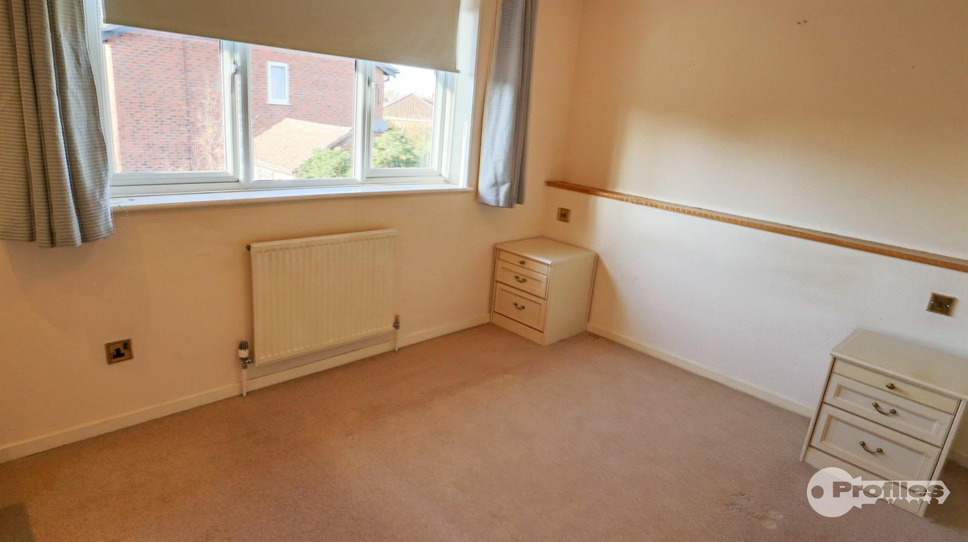 Freswick Close, Hinckley Image 9