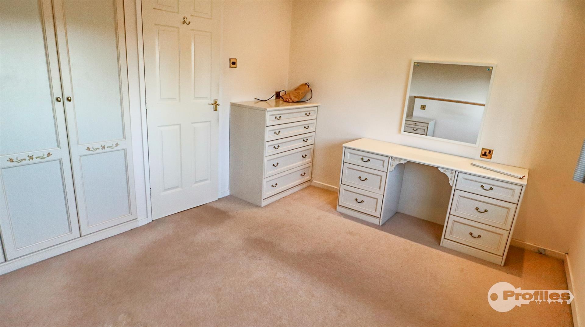 Freswick Close, Hinckley Image 10