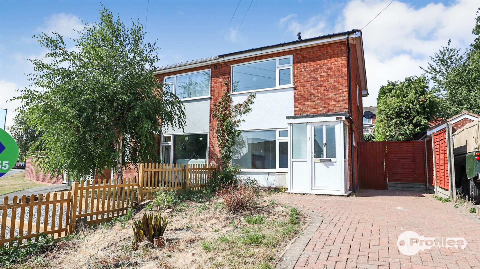 Clifton Way, Hinckley Image 1