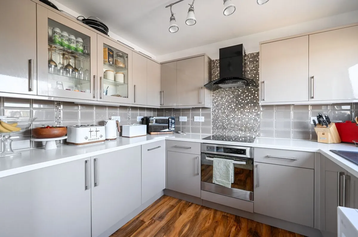 Saffron Court, Kingsbridge