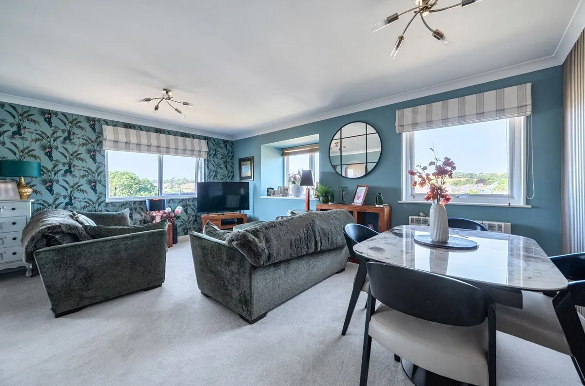 Saffron Court, Kingsbridge