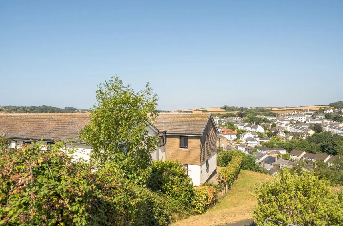 Saffron Court, Kingsbridge