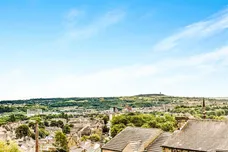 Cowcliffe Hill Road, HUDDERSFIELD