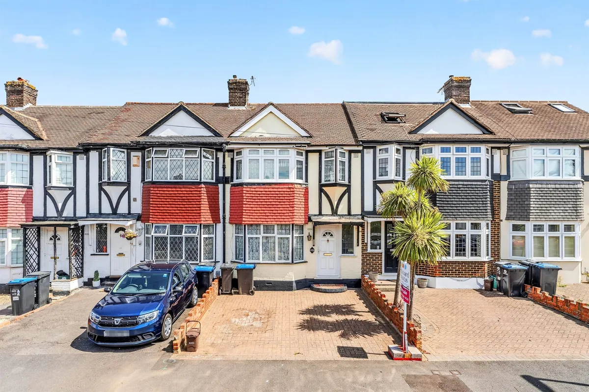 Kingsbridge Road, Morden
