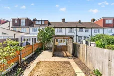 Kingsbridge Road, Morden