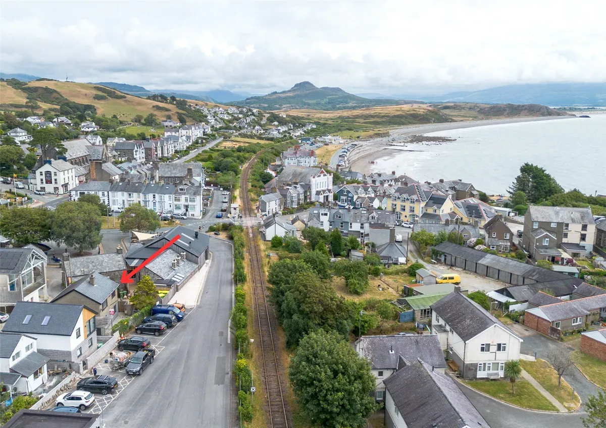 Criccieth, Gwynedd, LL52