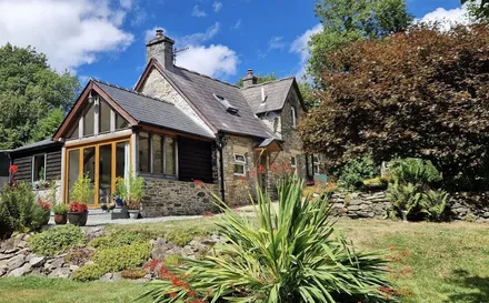 Cwrtnewydd , Llanybydder, SA40