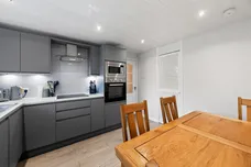 Hamilton Drive, Erskine